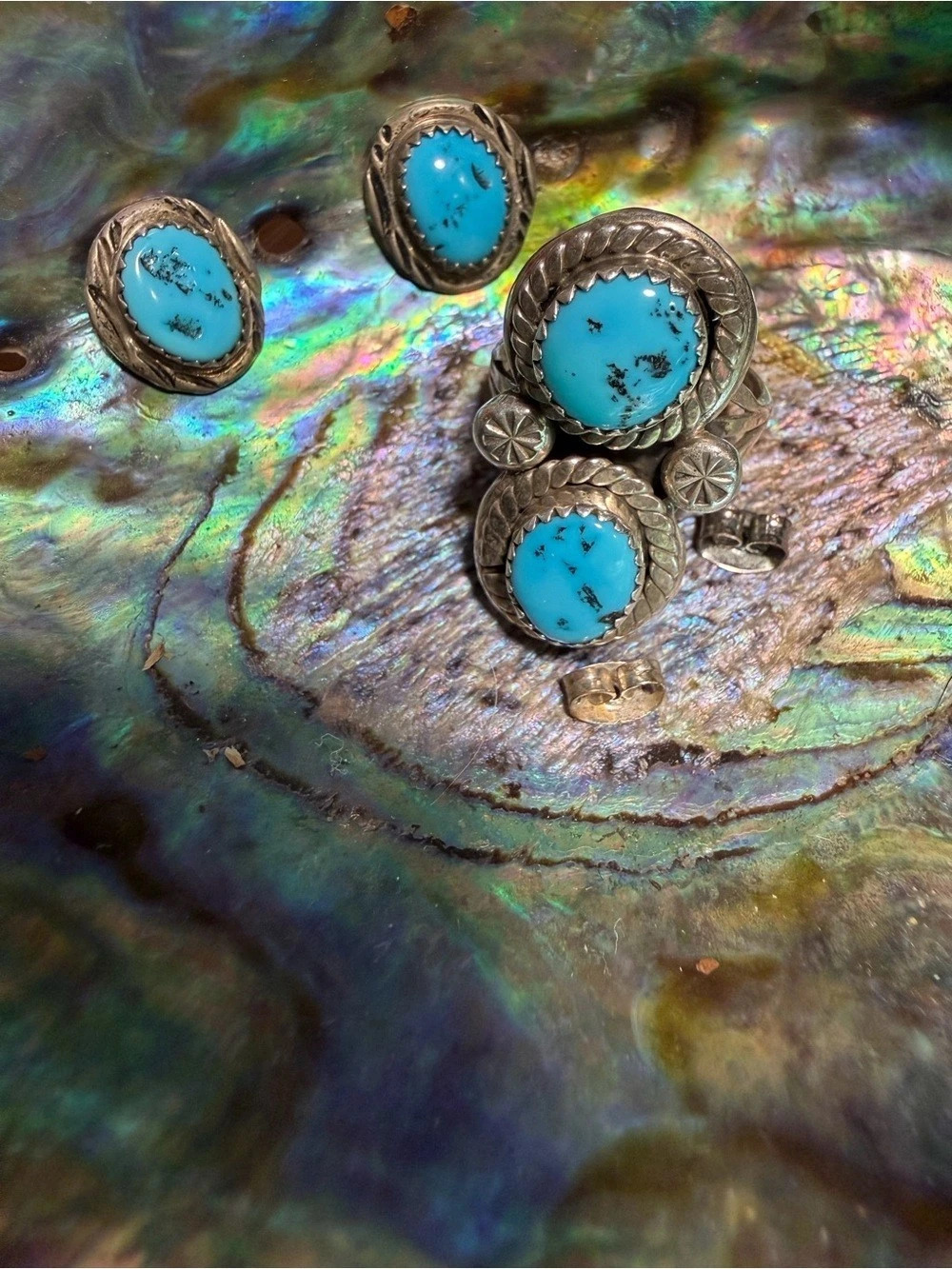 925 Sterling Kingman Turquoise Statement Ring size 7 with matching earrings